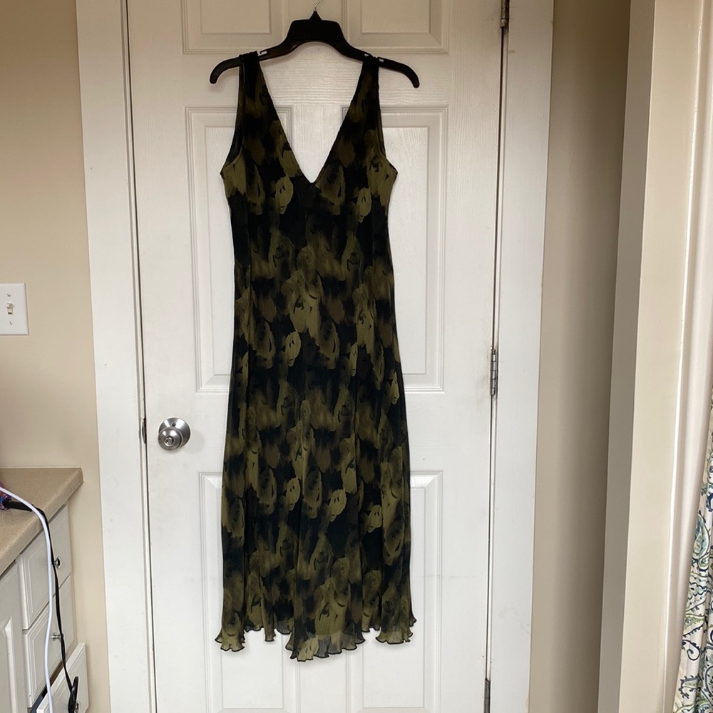 Ganni v neck dress